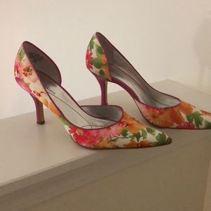 Perfect for Spring! Mixedmedia d’orsay pumps.